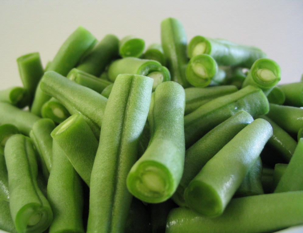 Gujerati-Style%20Green%20Beans%20-%20uncooked%20green%20beans%20-%20close-up.jpg